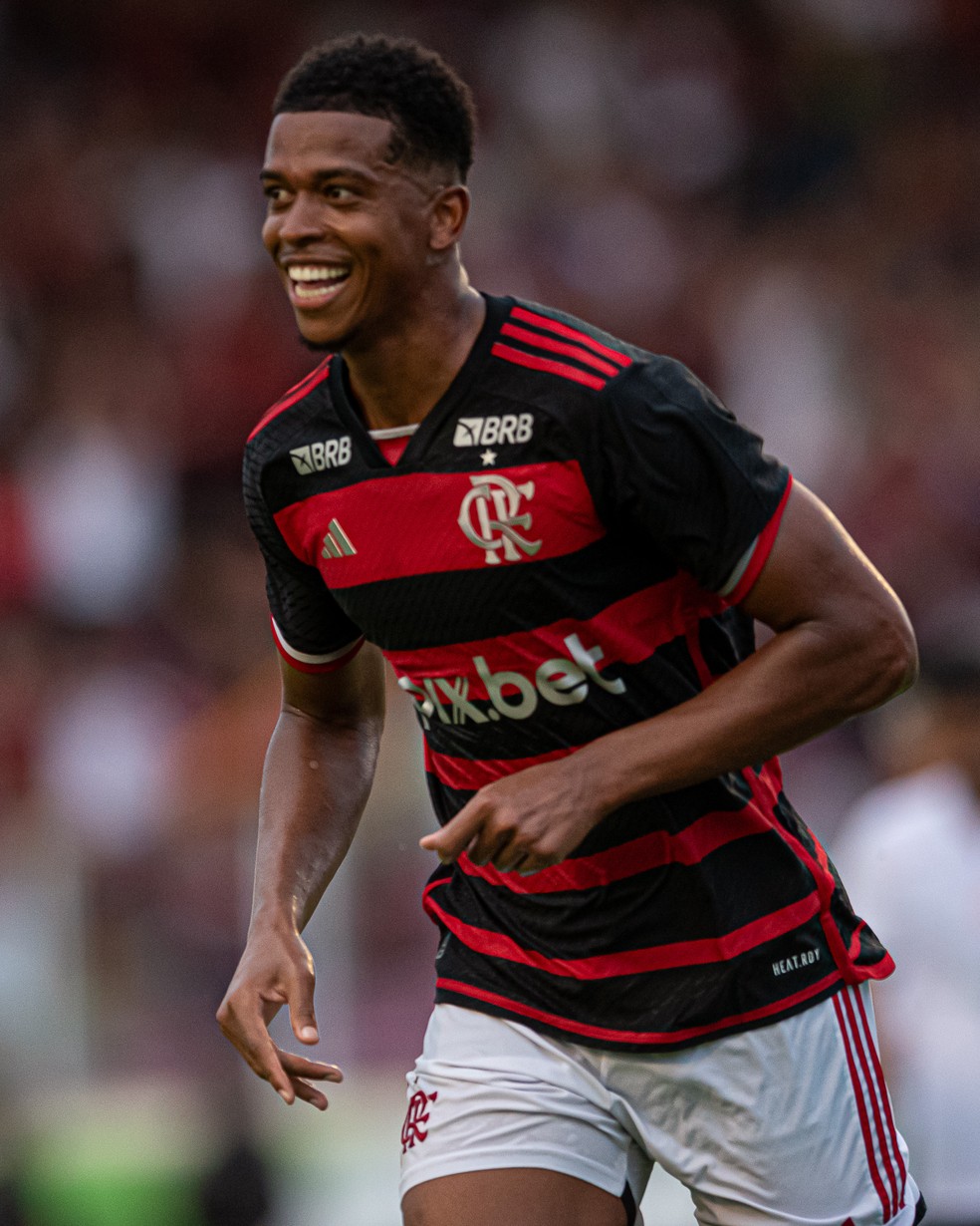 Patrocínios da camisa do Flamengo — Foto: Paula Reis / Flamengo