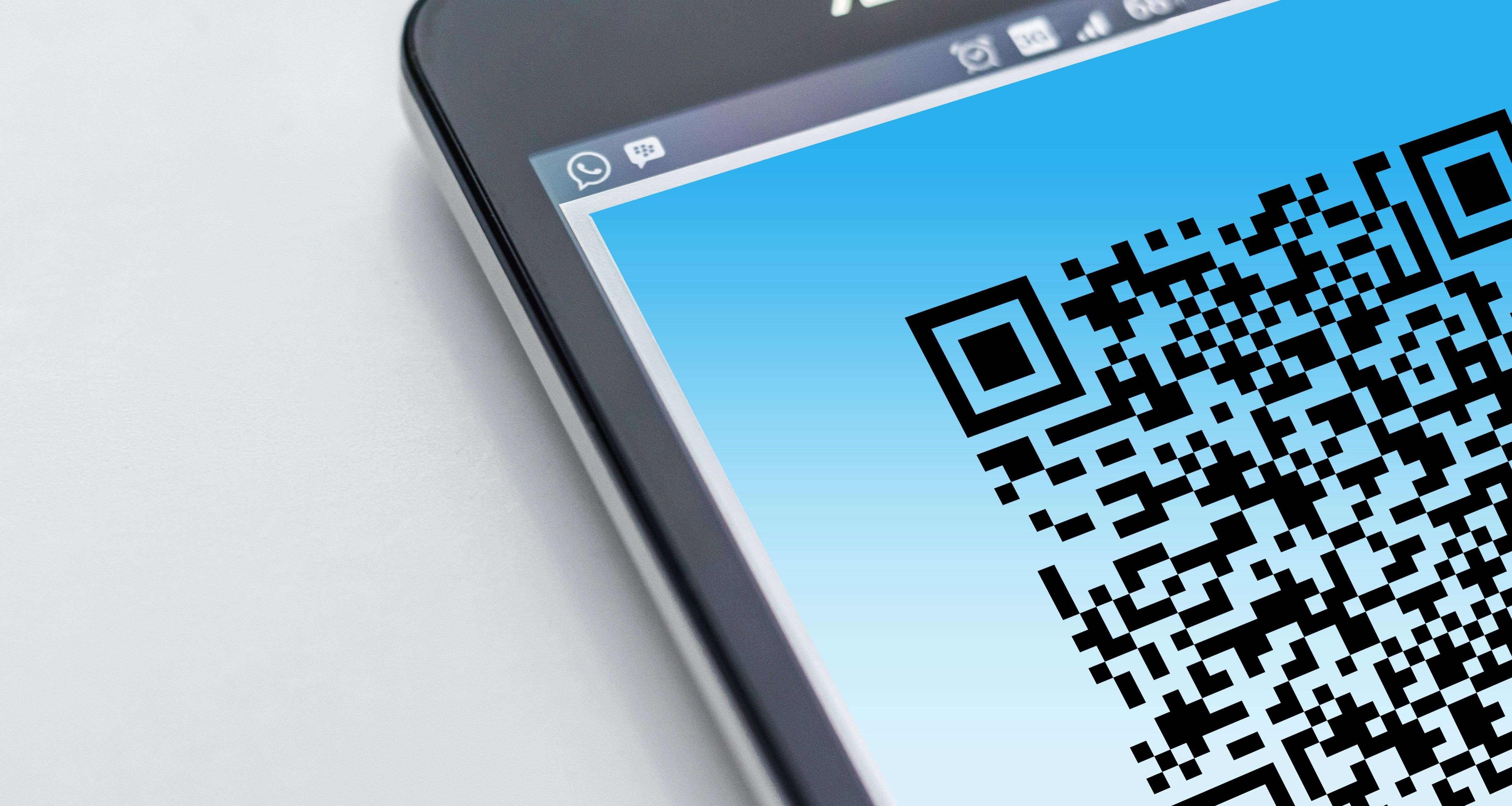 Saiba por que você nunca deve escanear um QR Code na rua sem antes revisar alguns sinais de alerta - QTU Questões do Universo