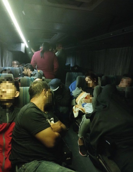 Brasileiros são detidos em nova rota migratória para os EUA — Foto: Divulgação/SSP Yucatán