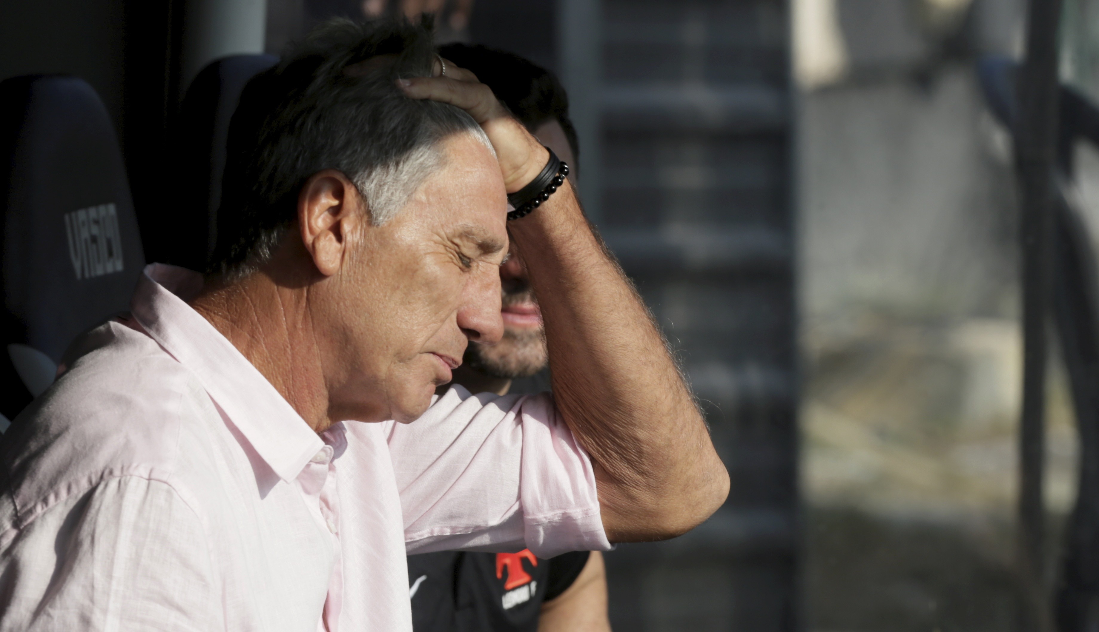 Sem Spinelli e Cuiabano, Vasco terá quatro desfalques contra o Coritiba