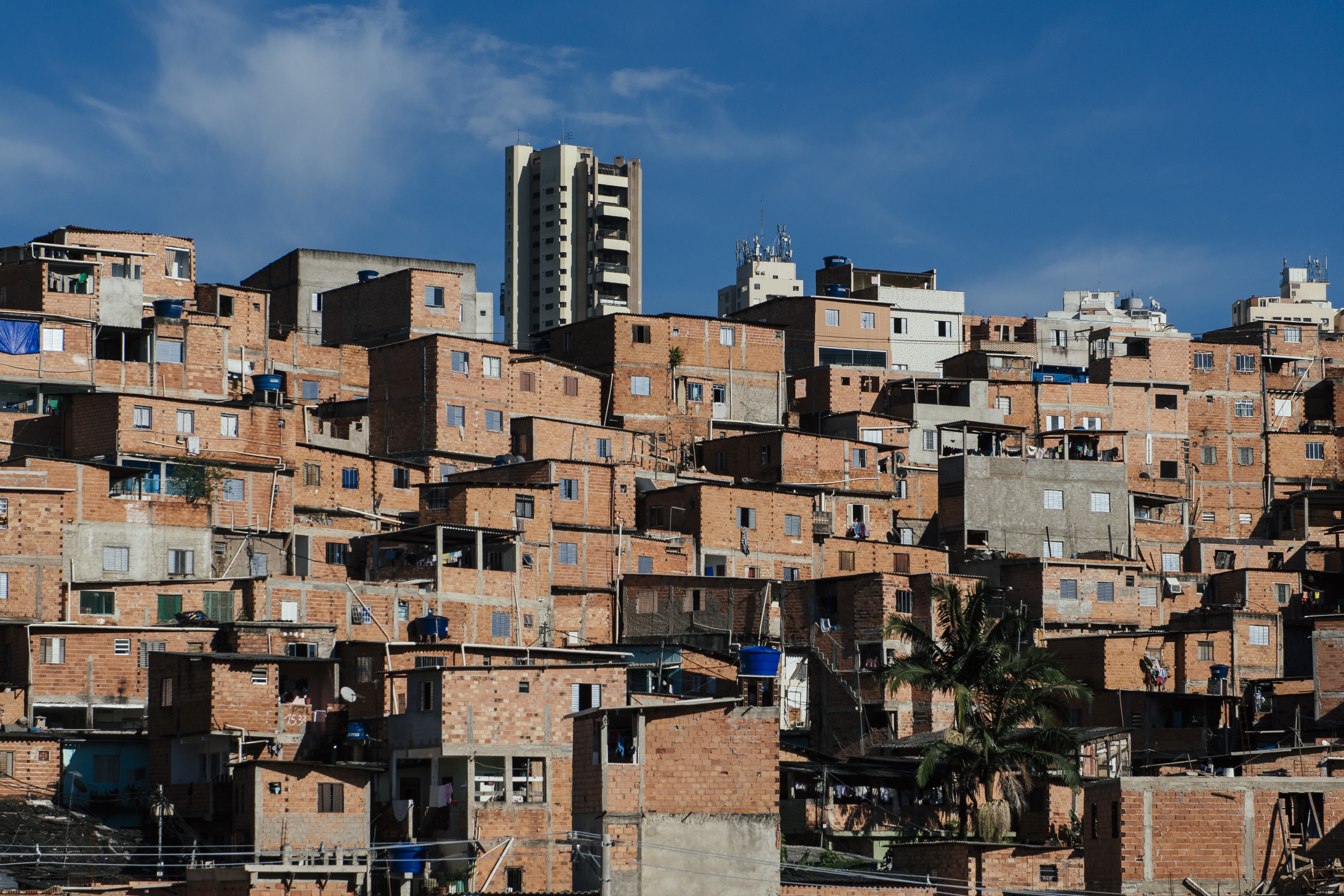 Censo 2022: veja o ranking das 20 favelas mais populosas do Brasil