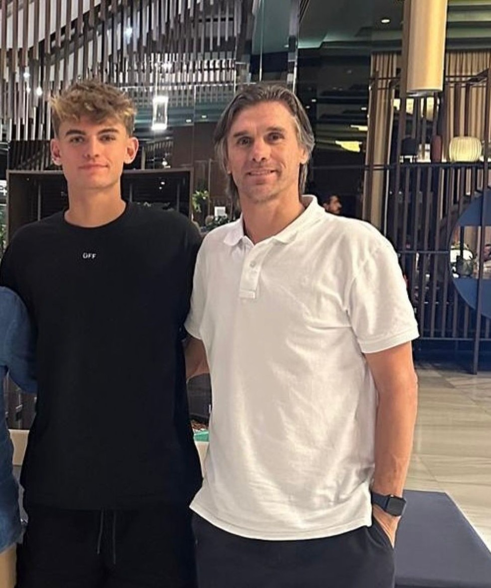 Nico Paz e seu pai, Pablo Paz — Foto: Reprodução