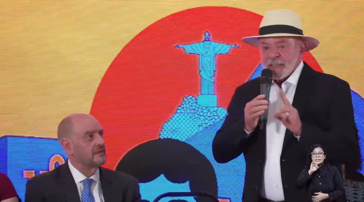 Lula diz que Couto representa 'milagre da política' e que governador provisório pode fazer o que 'nenhum eleito seria capaz'