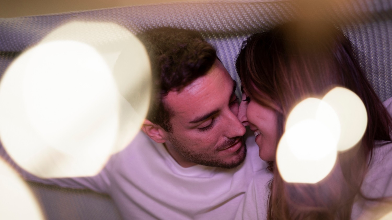 Roleplay na vida sexual: por que assumir personagens pode transformar o prazer e fortalecer o casal