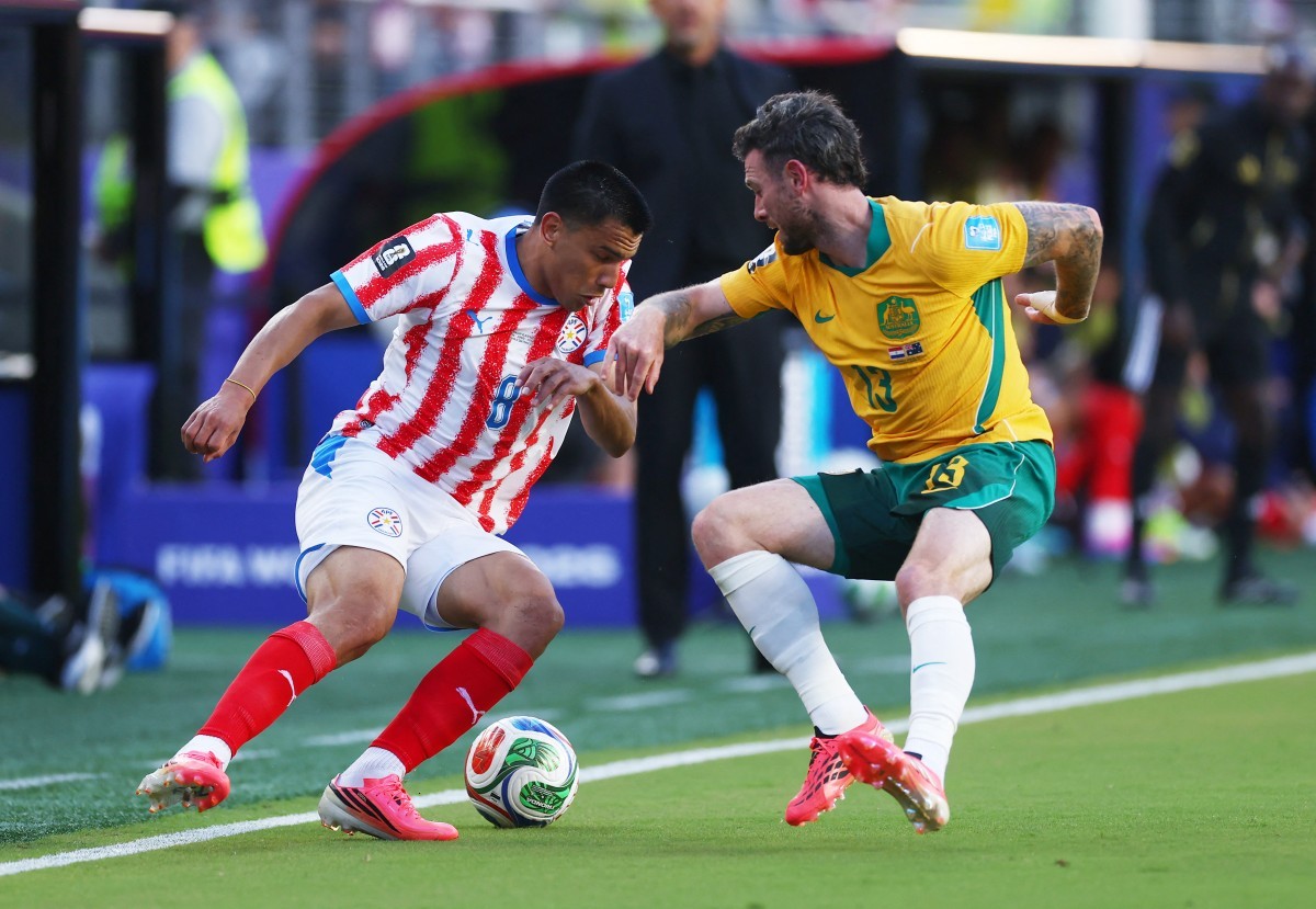 Paraguai empata com Austrália e luta por combinação milagrosa na Copa do Mundo