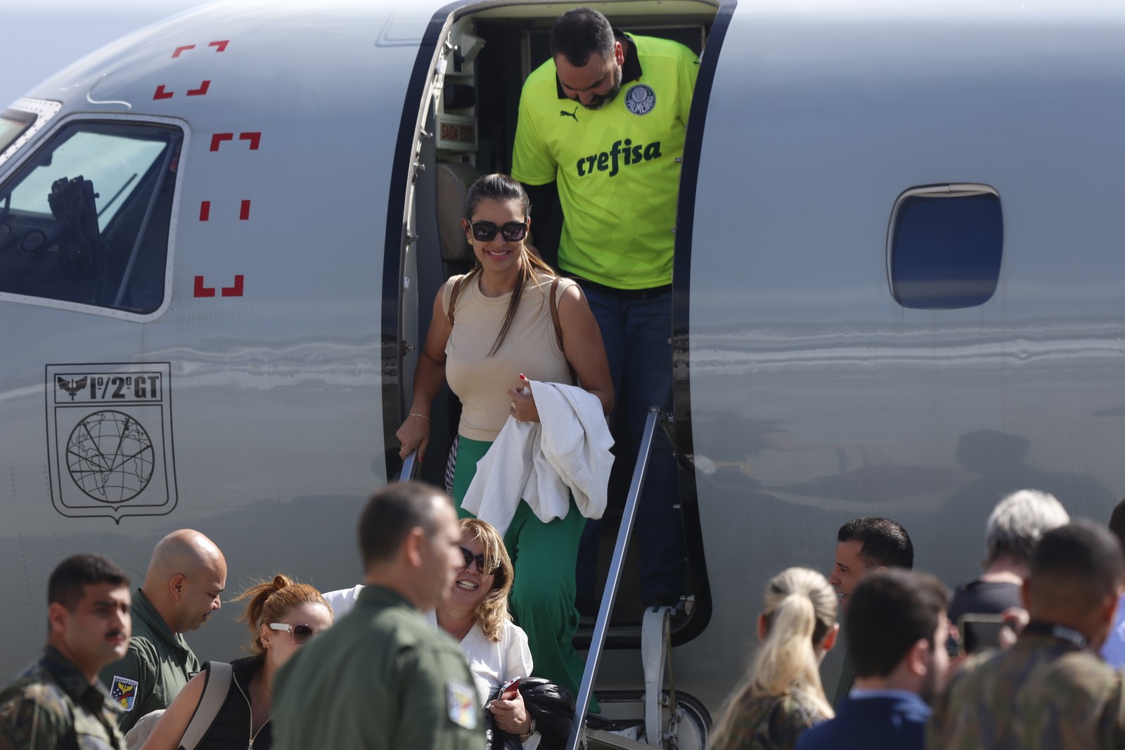 Quem é Mia Khalifa, demitida após defender a Palestina?
