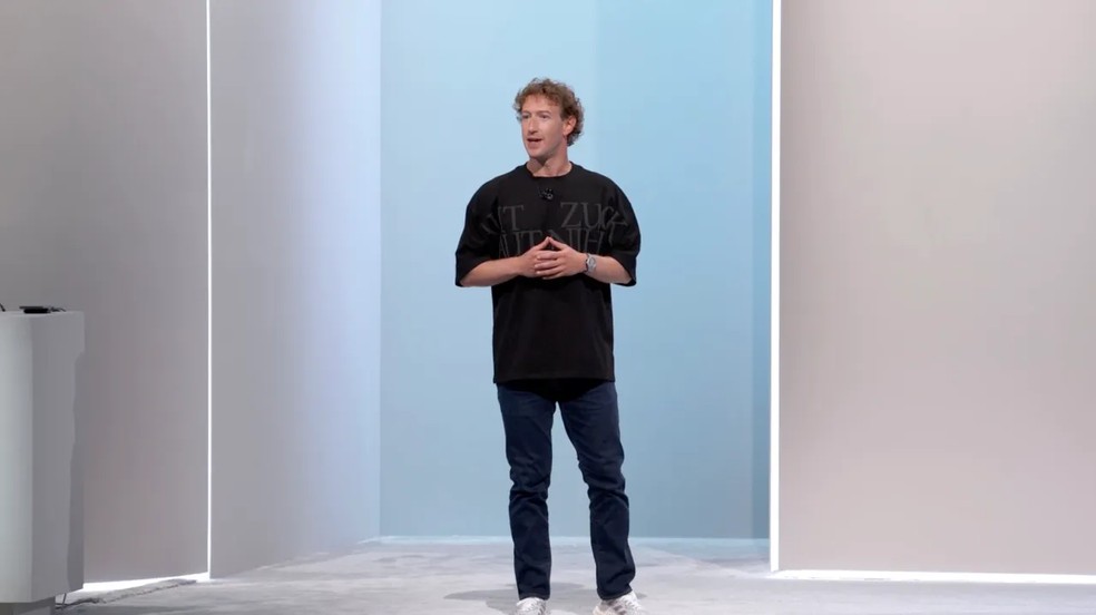 Mark Zuckerberg durante o Meta Connect 2024; empresa turbinou IA e lançou novo dispotivo de óculos — Foto: Reprodução/Meta