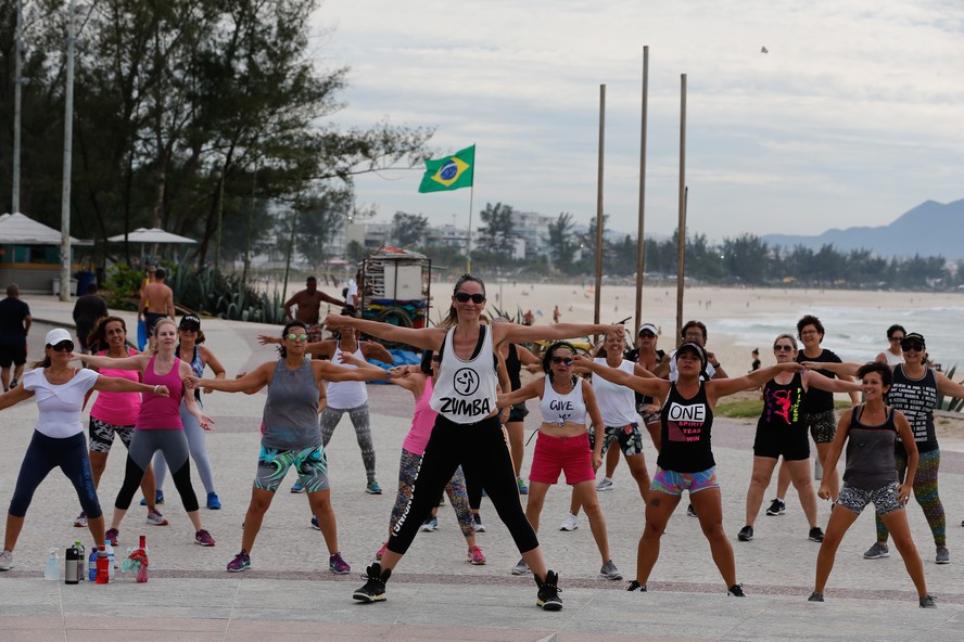 Censo 2022: Brasil tem 6 milhões de mulheres a mais do que homens; veja ...