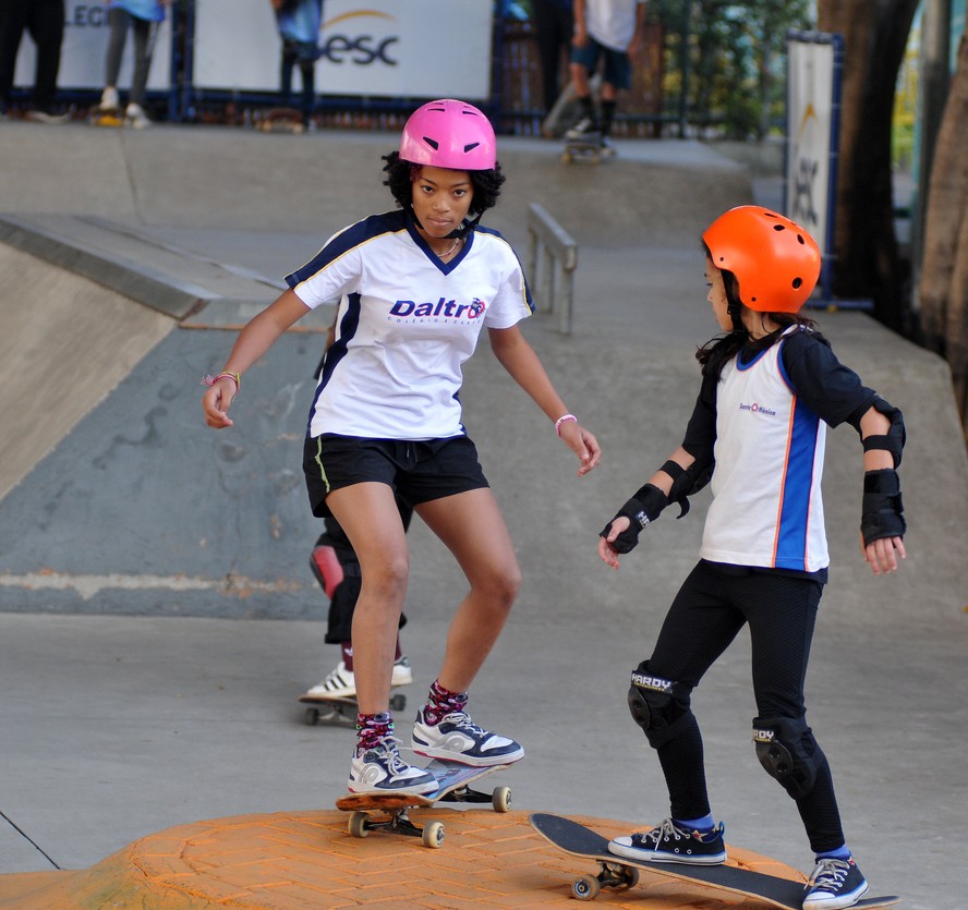 Maria Eduarda de Oliveira, de 15 anos, vai buscar o bicampeonato no skate feminino sub-18 no Intercolegial