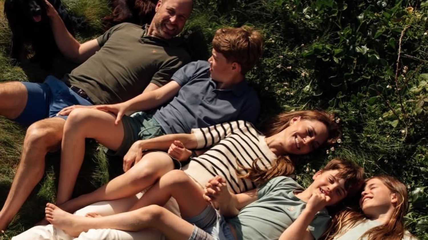 Kate Middleton e príncipe William celebram 15 anos de casamento, mas filhos chamam atenção: ‘Estão enormes’