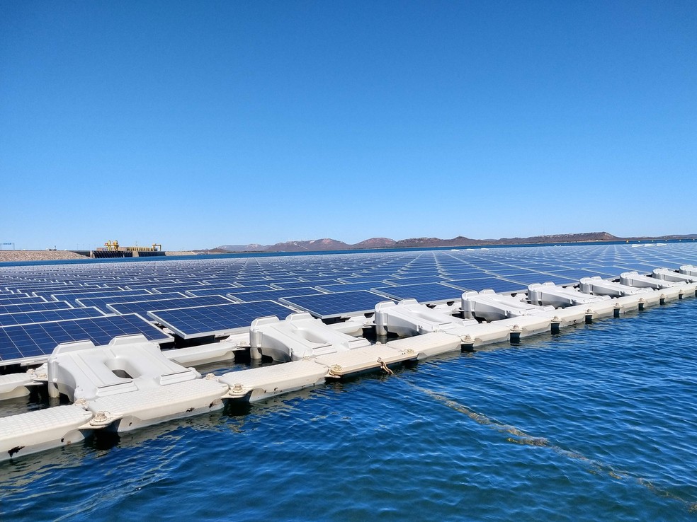 Usina Solar Flutuante em Sobradinho (BA) — Foto: Divulgação