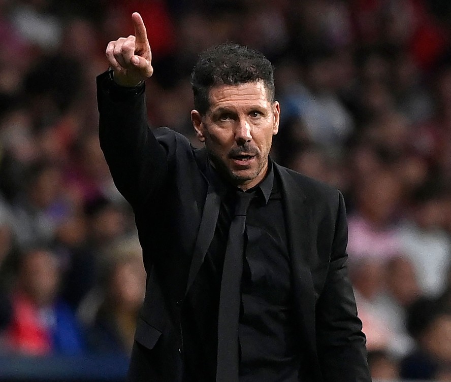 Simeone fala sobre continuidade no Atlético de Madrid e ressalta: 'Eu ...