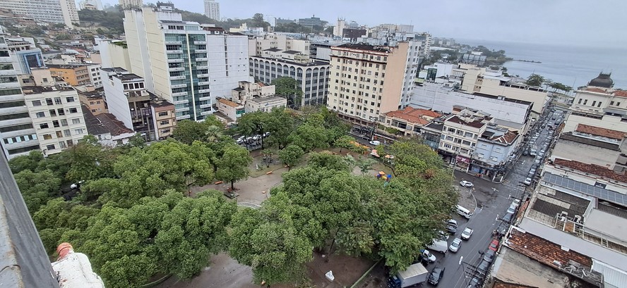Vista aérea da Praça do Rink, no Centro: região deve receber uma das oito estações do metrô da Linha 3, no estudo da Coppe/UFRJ