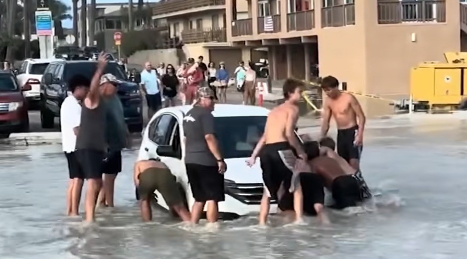 Furacão Marie provoca alagamentos e ondas perigosas na Califórnia; vídeo - Foto