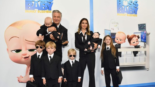 Alec Baldwin ganha reality show com esposa, Hilaria, e seus 7 filhos 