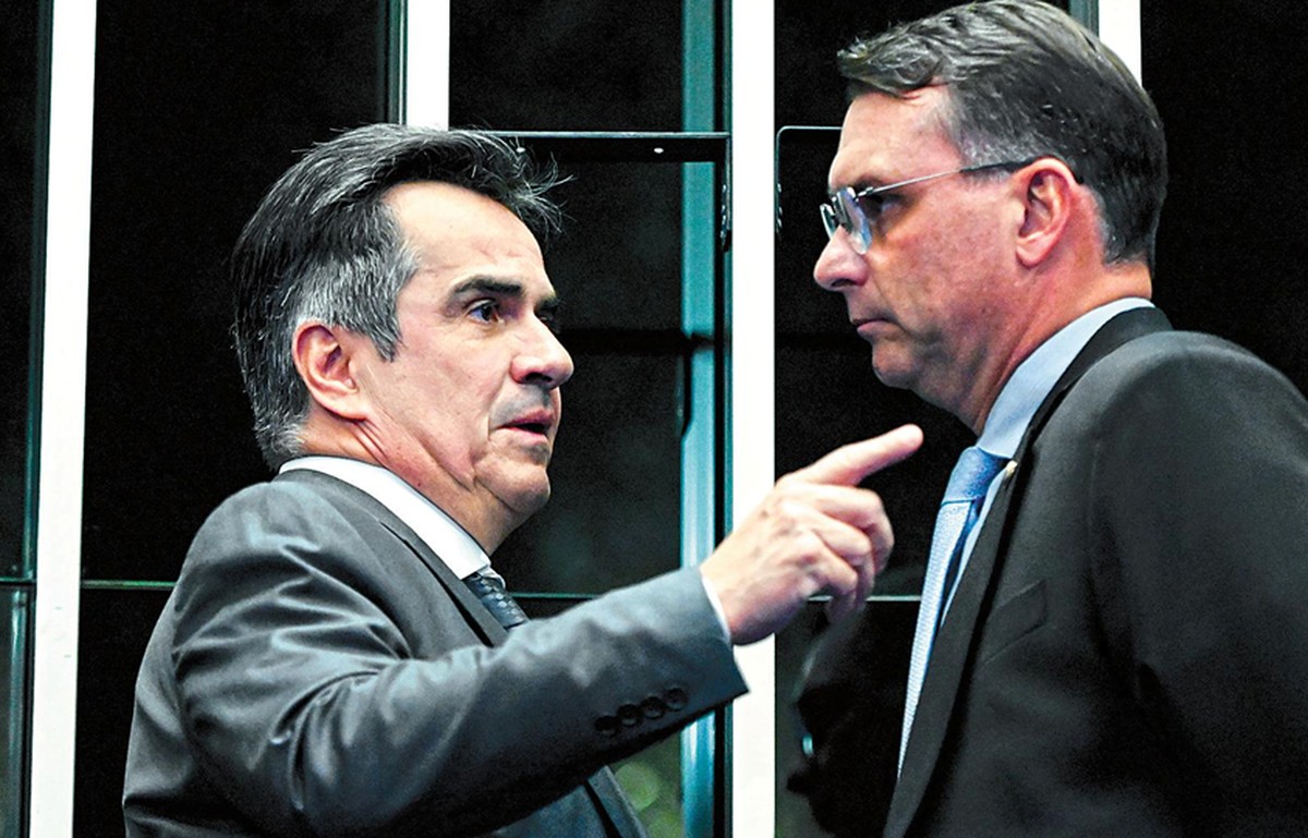 Ciro Nogueira age para vetar apoio da federação União-PP a Flávio Bolsonaro