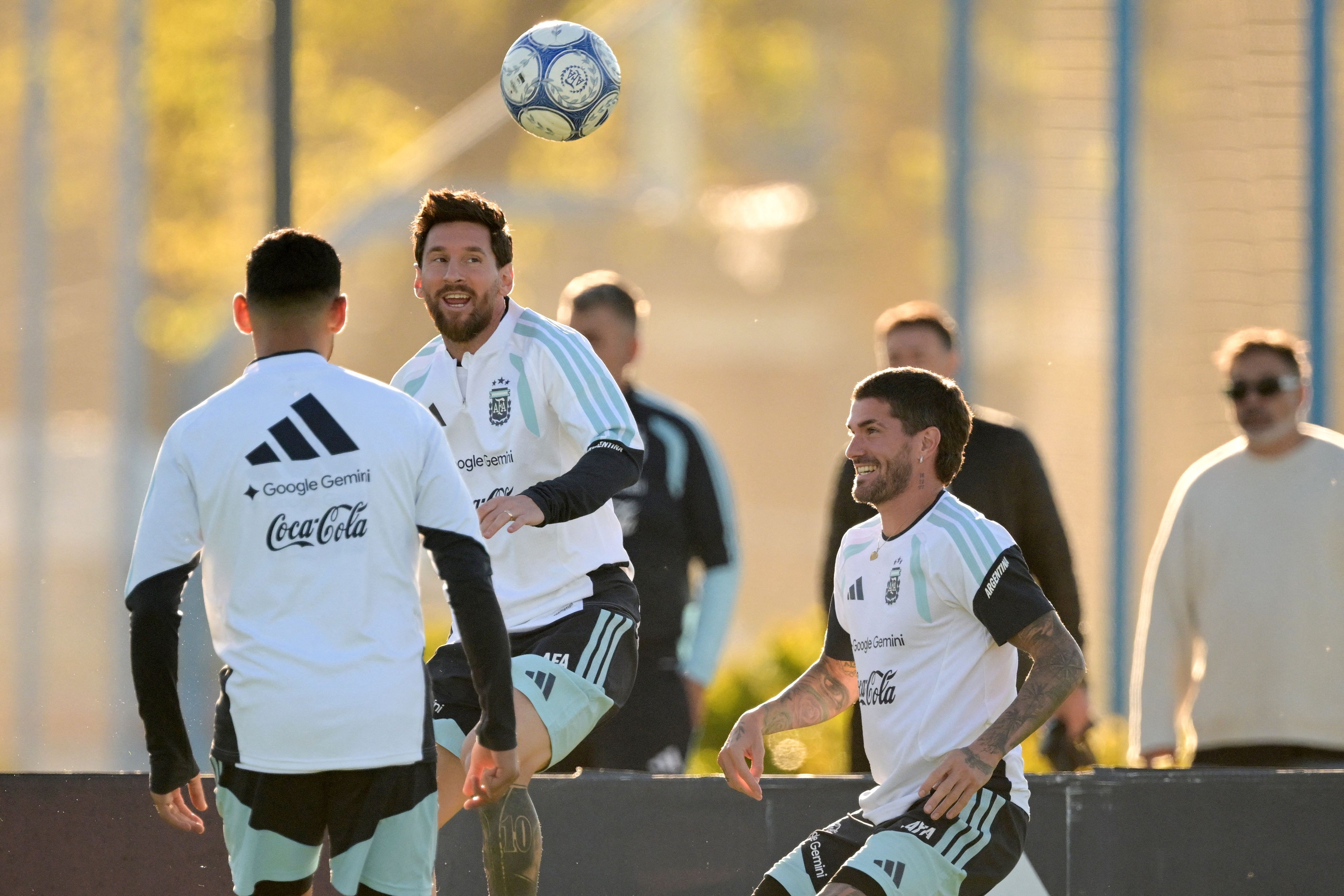 Marcas, festas pós-títulos e o início da 10: por que o Monumental recebe a despedida de Messi pela Argentina