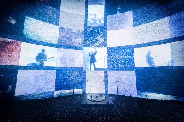 The Edge discusses U2's new album, announces Larry Mullen Jr.'s return ...