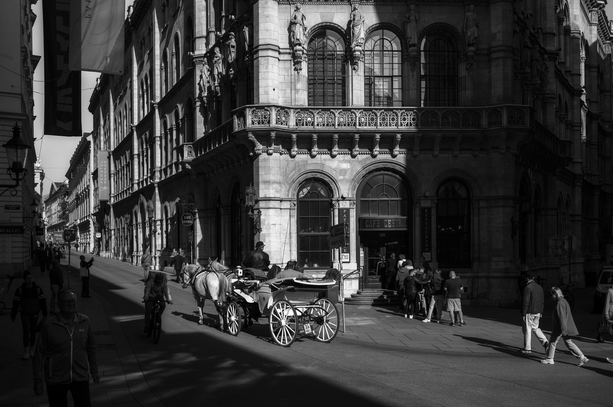 Biografia de autor Joseph Roth registra ascensão de Hitler na Alemanha
