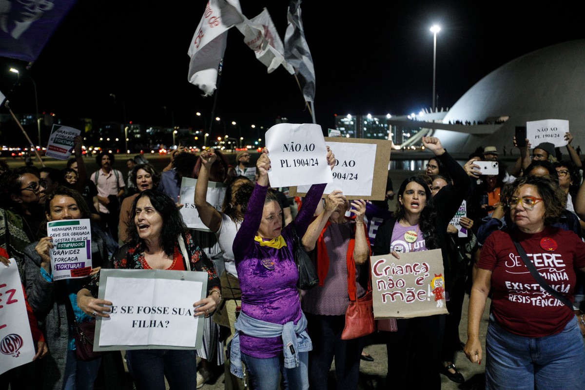 PL do aborto mobiliza a sociedade e leva protestos às ruas em meio a  silêncio do governo; Lira sinaliza recuo