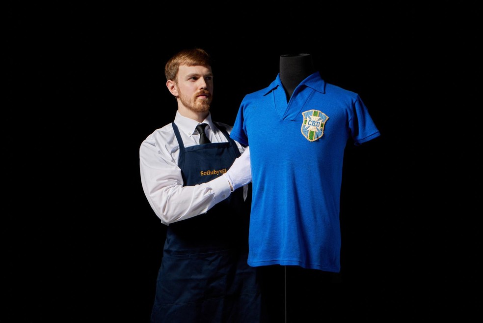 A camisa de Pelé — Foto: Divulgação / Sotheby's