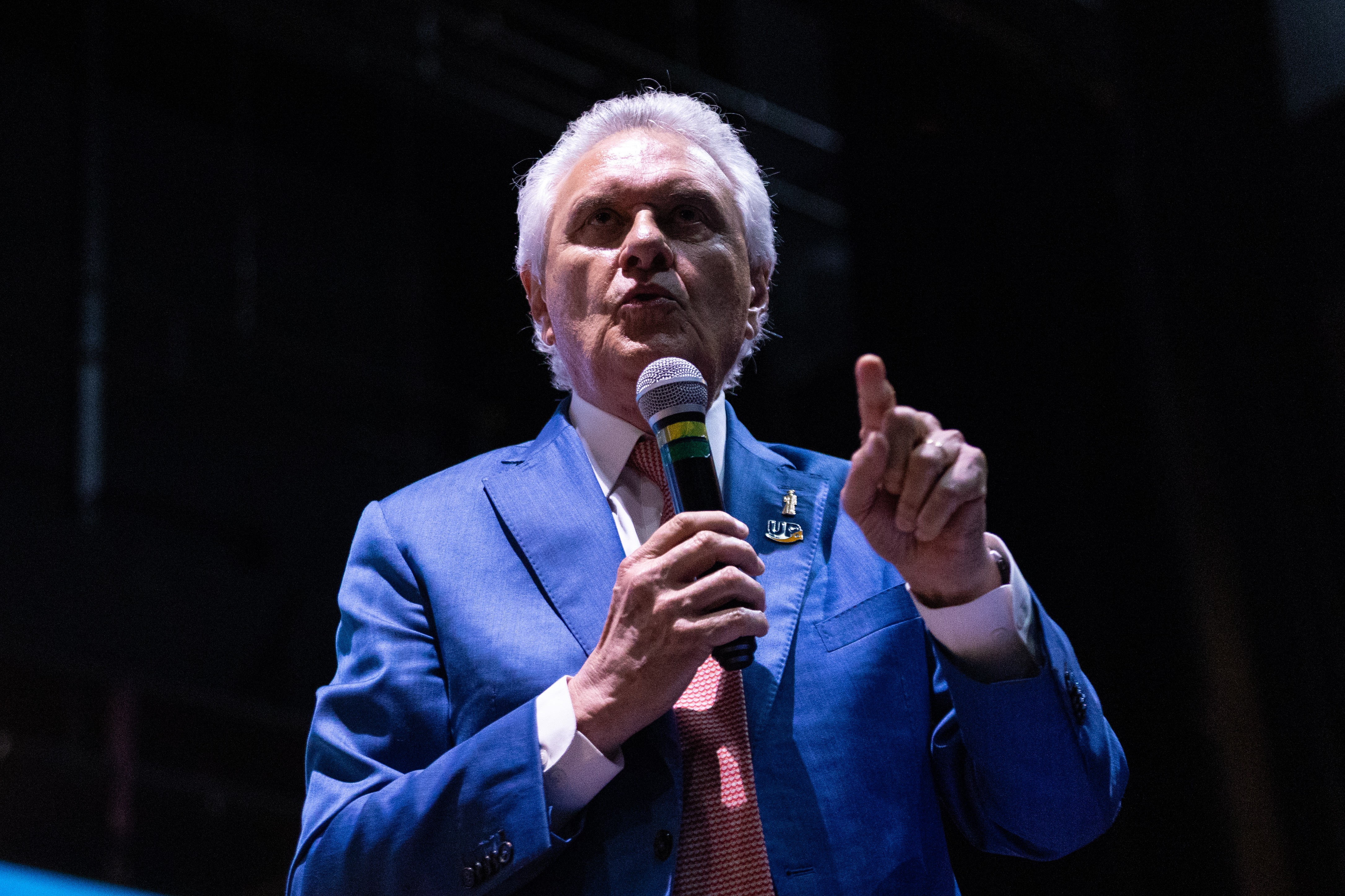 Caiado diz que Bolsonaro orientou governadores a manterem pré-candidaturas presidenciais sem definir nome agora: 'PT vai massacrá-lo'