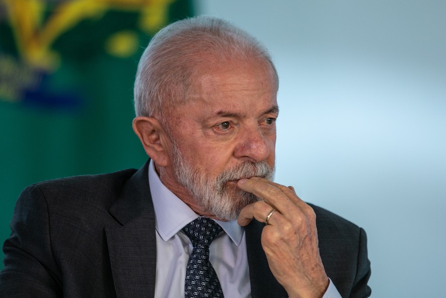 Reprovação do governo Lula cresce: pesquisa mostra insatisfação com promessas não cumpridas
