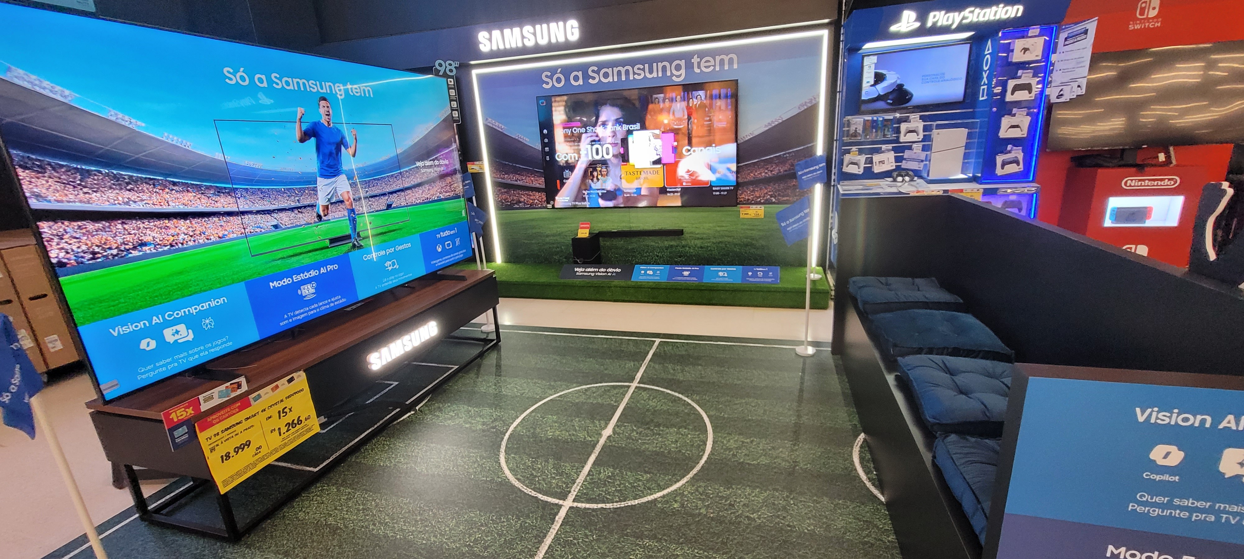 Na Copa do Mundo, TVs e celulares travam disputa acirrada fora do campo