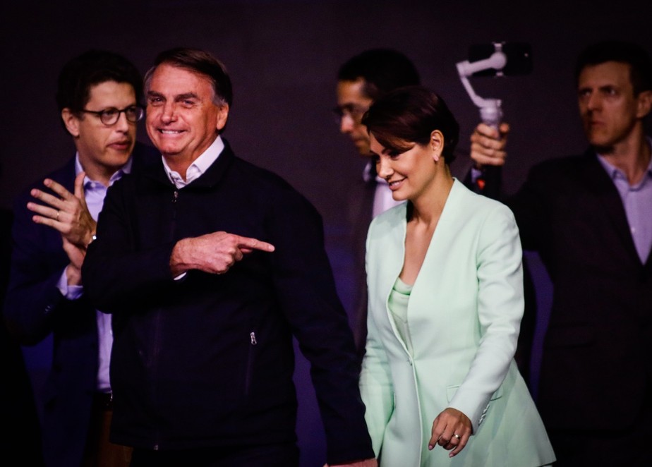 Michelle Bolsonaro candidata? Veja a escalada política da ex