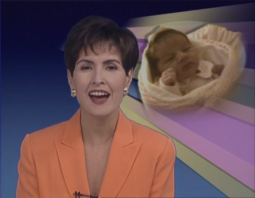 Fátima Bernardes noticia nascimento de Sasha no Jornal Nacional — Foto: Reprodução / TV Globo