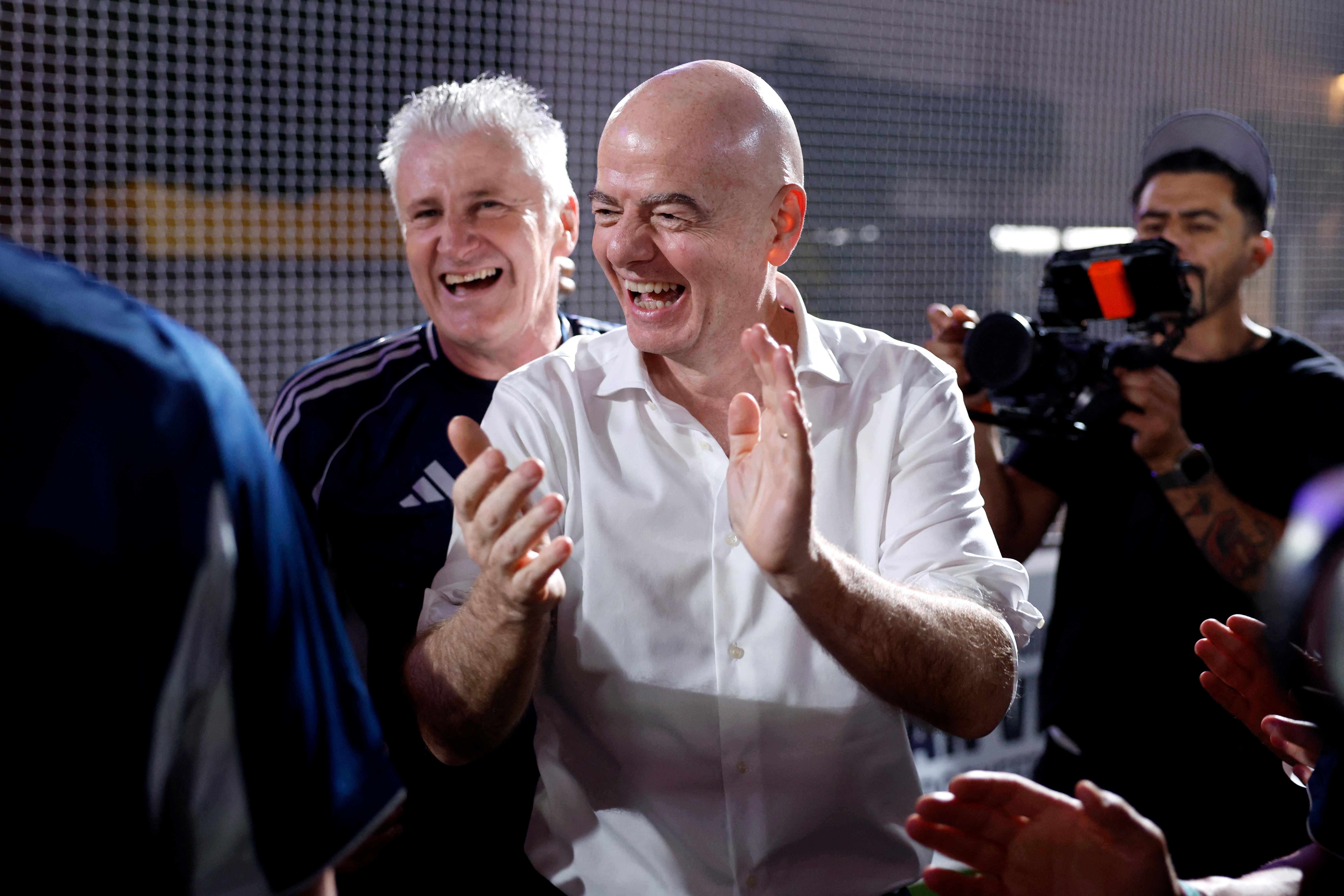 Infantino viajou mais de 95 mil km na Copa; voos usaram jato do Catar