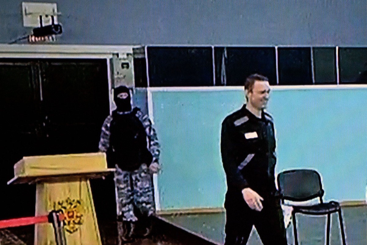 EUA dizem estar 'profundamente preocupados' por condi&ccedil;&otilde;es de pris&atilde;o do opositor de Putin