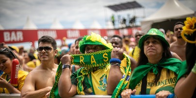 Jogos do Interbairros desafiam estreia da Copa do Mundo e lotam