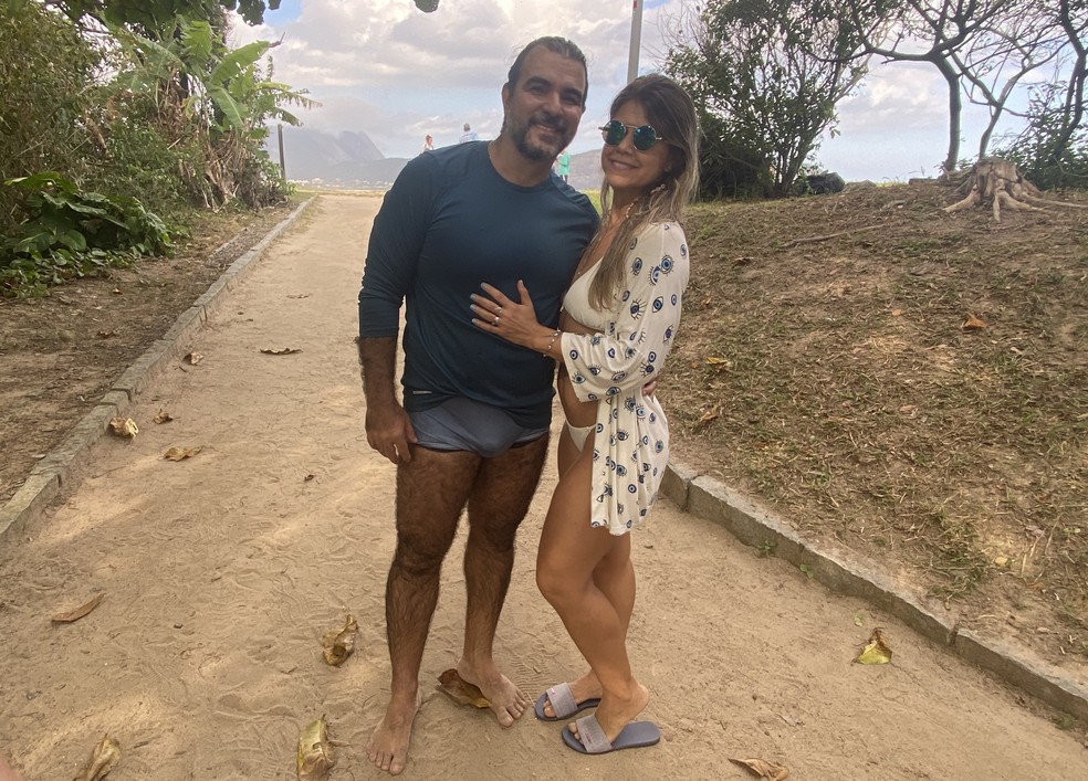 Brayner Cardoso e Ana Eulália, visitantes da trilha Juliana Marins — Foto: Thomaz Rocha