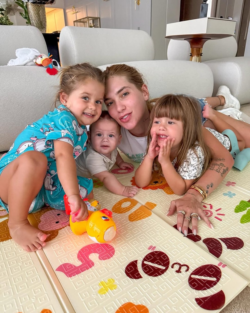 Além do sucesso com a WePink, Virgínia Fonseca também está à frente de outras marcas — Foto: Reprodução Instagram