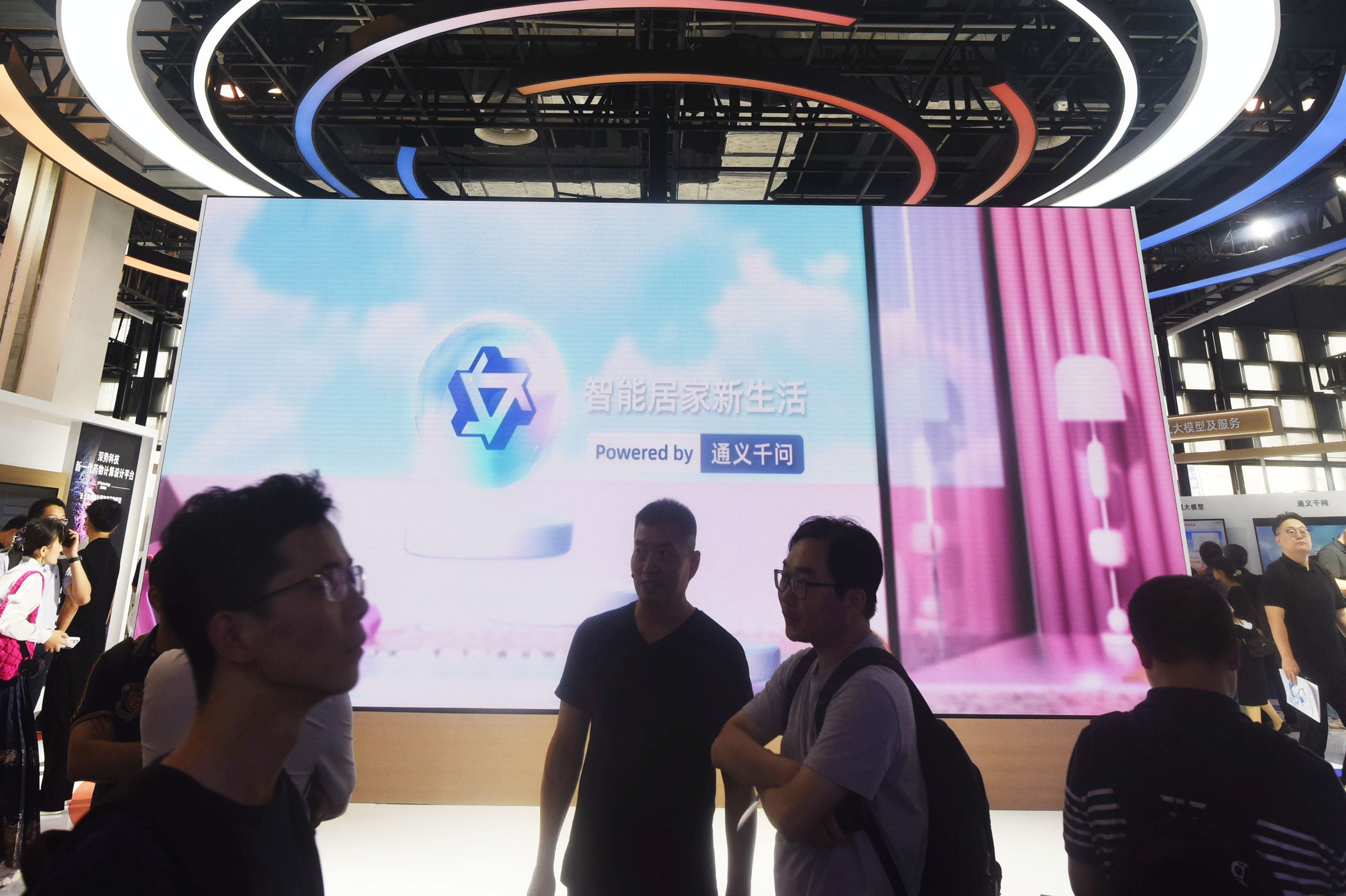 Alibaba revela prévia seu principal modelo de IA