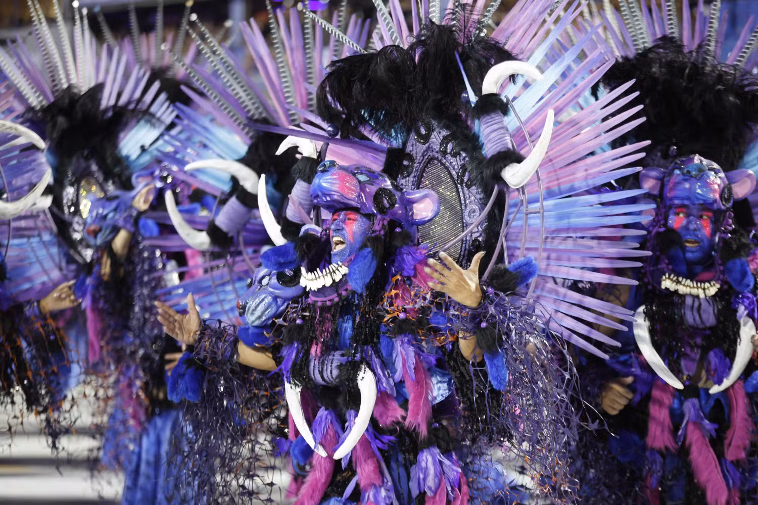 Desfile da Imperatriz Leopoldinense — Foto: Domingos Peixoto / Agência O Globo