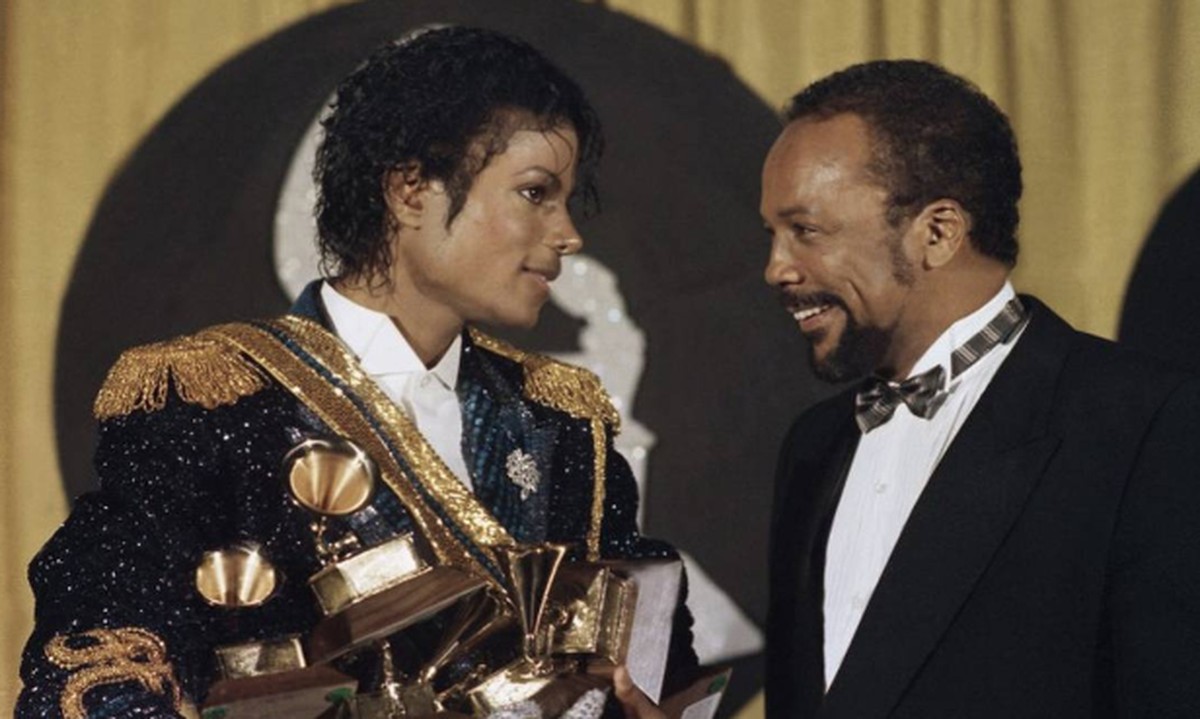 Luto no Mundo da Música: Quincy Jones, Lendário Produtor de Michael Jackson e Frank Sinatra, Morre aos 91 Anos