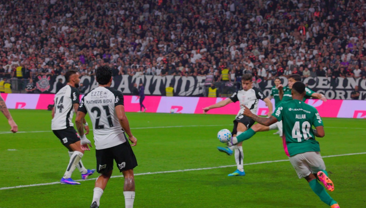 De pensão a tráfico: Foragidos são presos ao tentarem entrar em jogo do Brasileirão em São Paulo