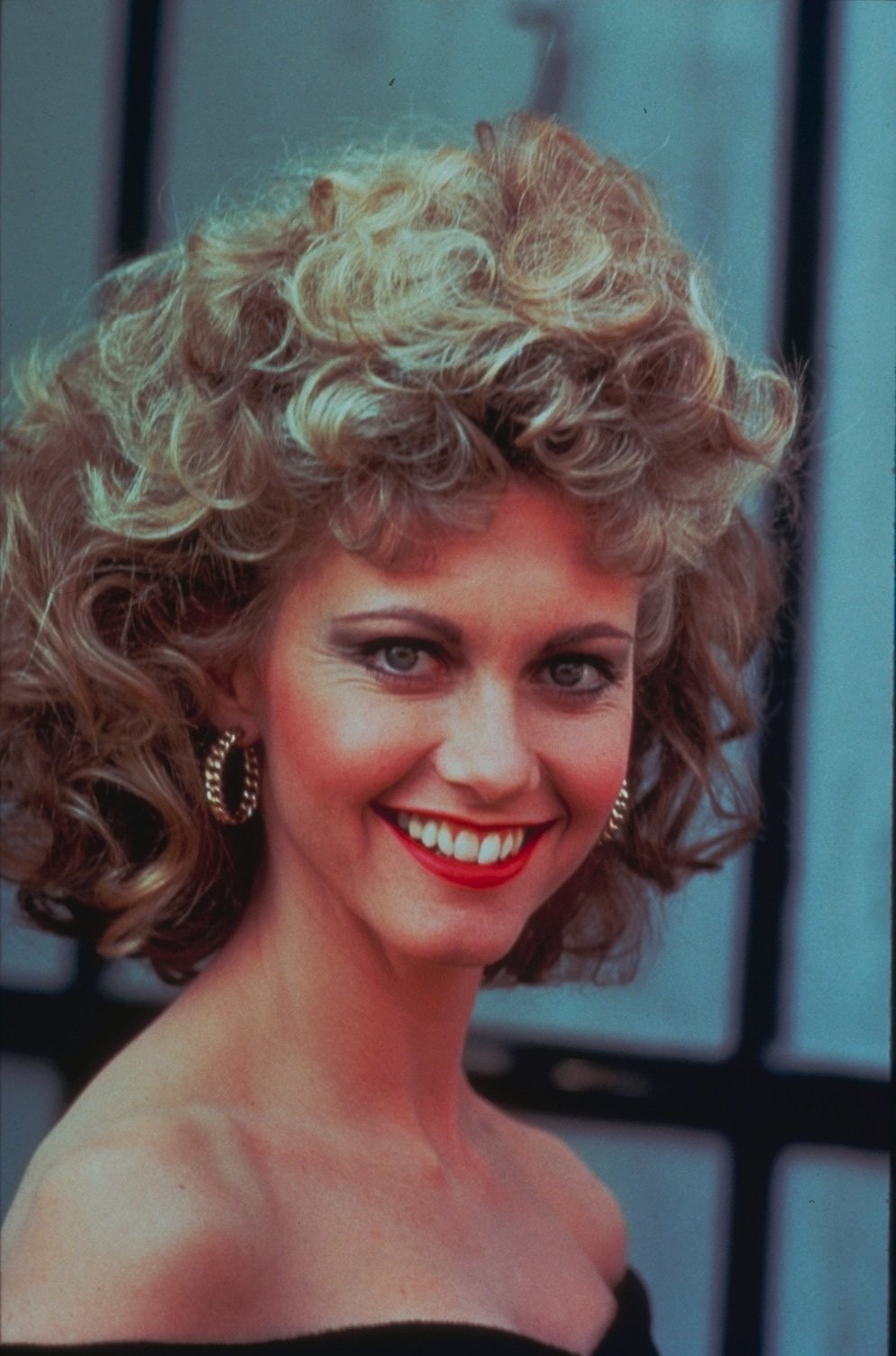 Olivia Newton-John em 1988. Atriz, que morreu nesta segunda-feira (8), estrelou 'Grease' e vendeu mais de 100 milhões de discos como hits como 'Physical' — Foto: Divulgação