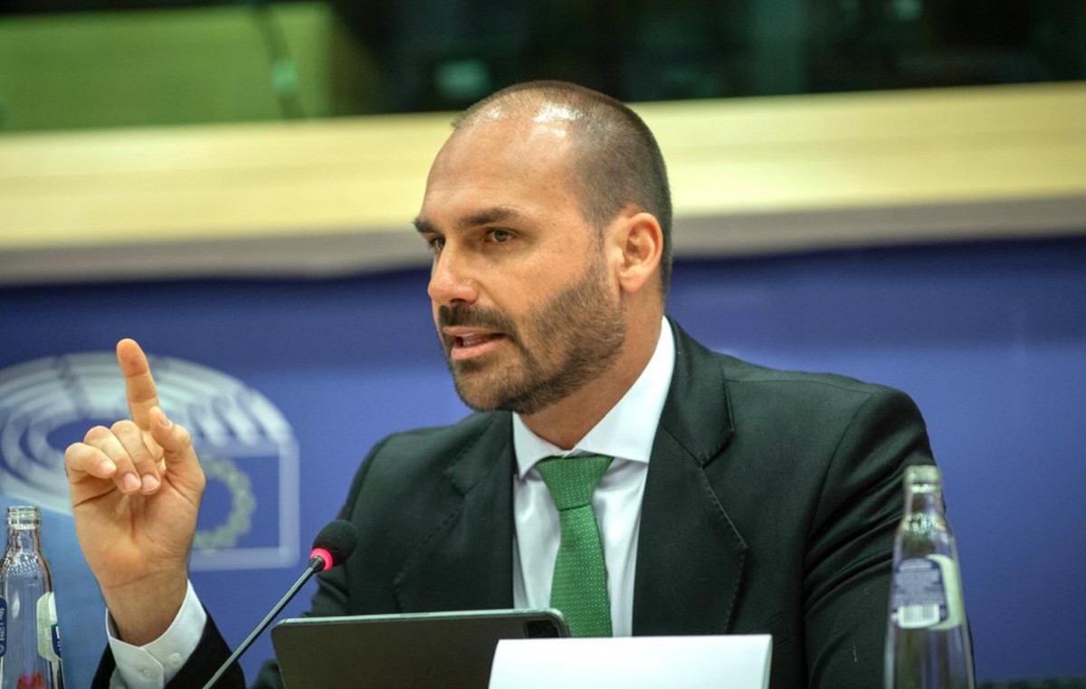 Eduardo Bolsonaro já tem mais faltas que presenças na Câmara em 2025