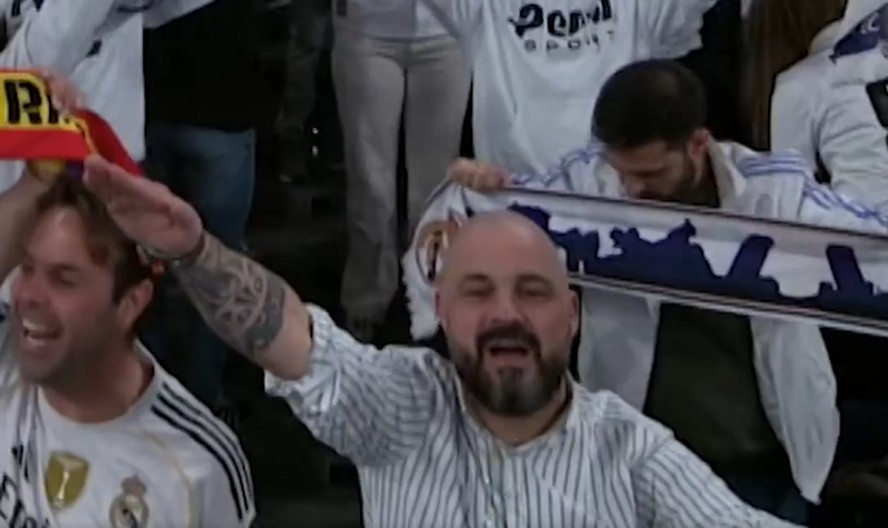 Torcedor do Real Madrid faz gesto nazista em partida contra Benfica