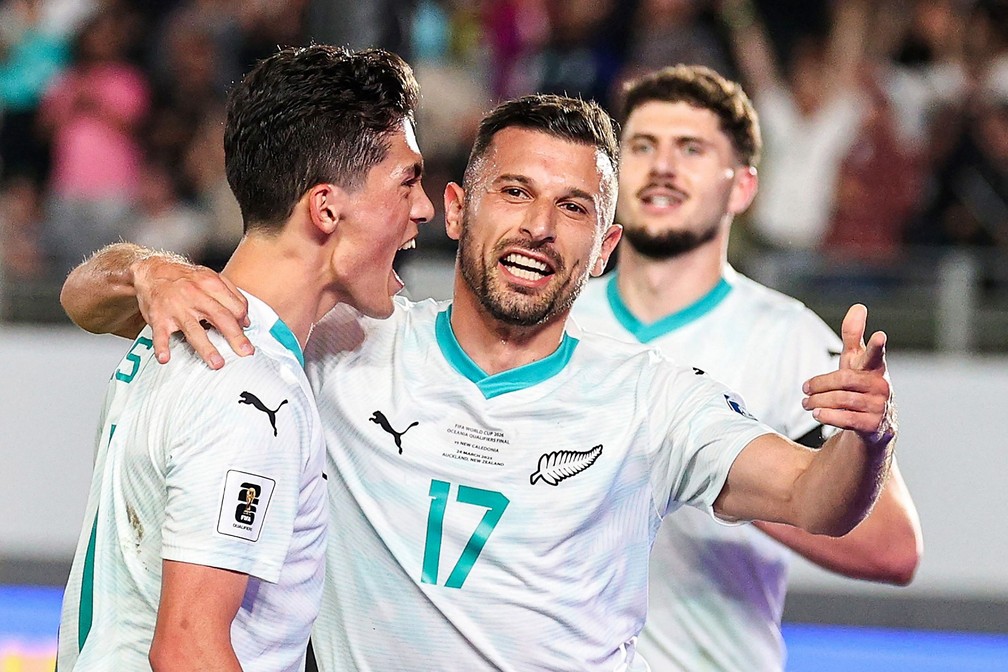 Nova Zelândia vai à Copa do Mundo — Foto: DAVID ROWLAND / AFP