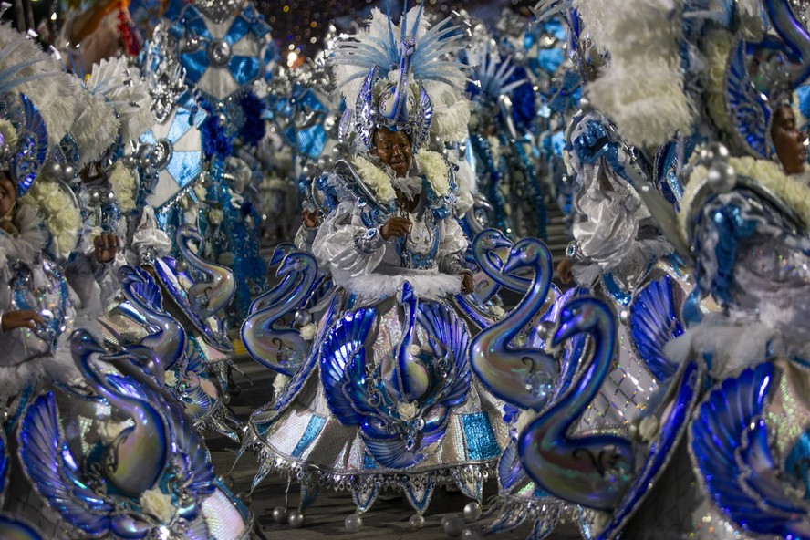 Tem ingresso para o Desfile das Campeãs no carnaval do Rio 2025?