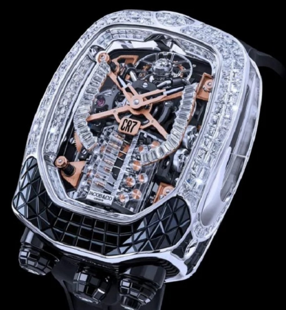 Cristiano Ronaldo comprou relógio inspirado no Bugatti Chiron — Foto: Divulgação/Jacob & Co