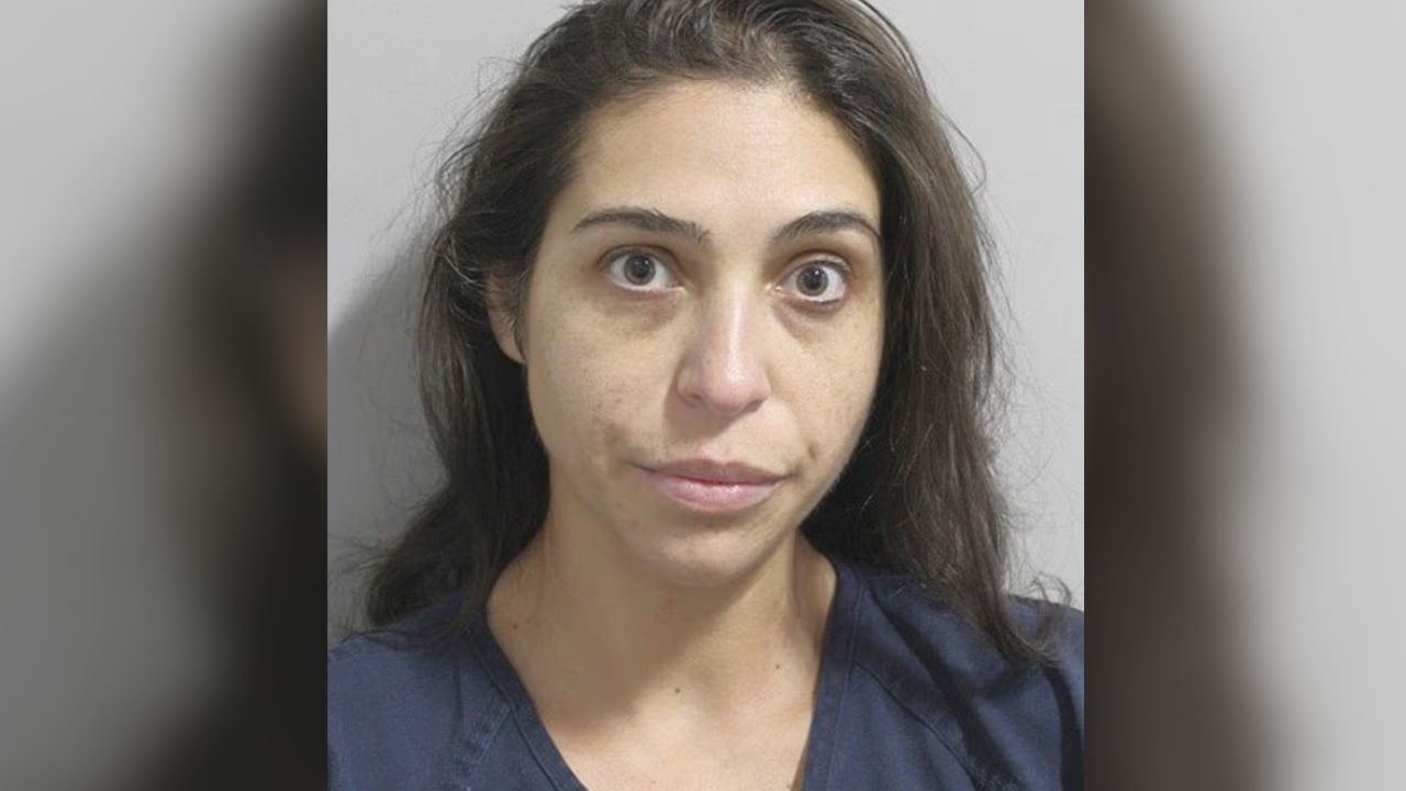 Mulher chamada de 'viúva negra' é acusada de dopar homem nos EUA após encontro por aplicativo - Foto