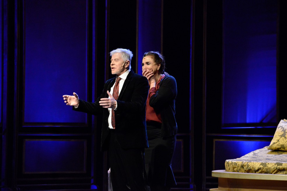Marisa Orth e Miguel Falabella em cena de "Fica comigo esta noite" — Foto: Divulgação/Lenise Pinheiro