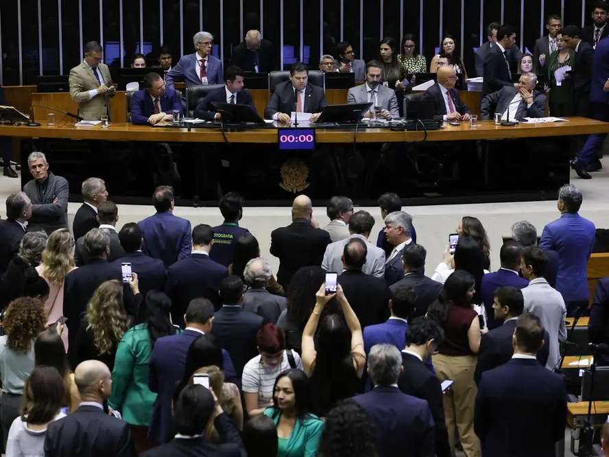 Imagem inserida automaticamente