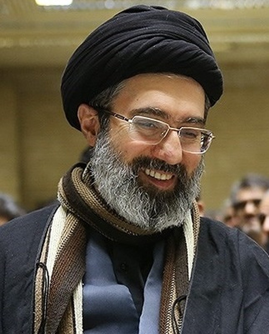 Morte do presidente do Irã: Saiba quem é Mojtaba Khamenei, que pretende