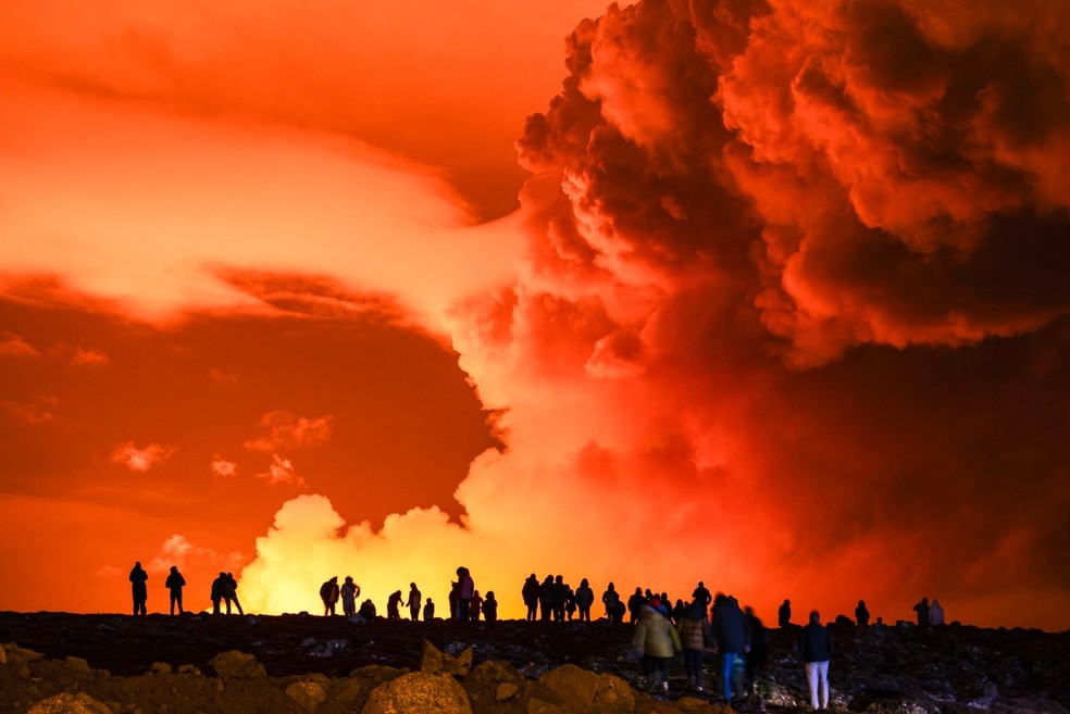 Vulcão entra em erupção, na Islândia, em região com sete ocorrências registradas desde 2021 — Foto: AFP